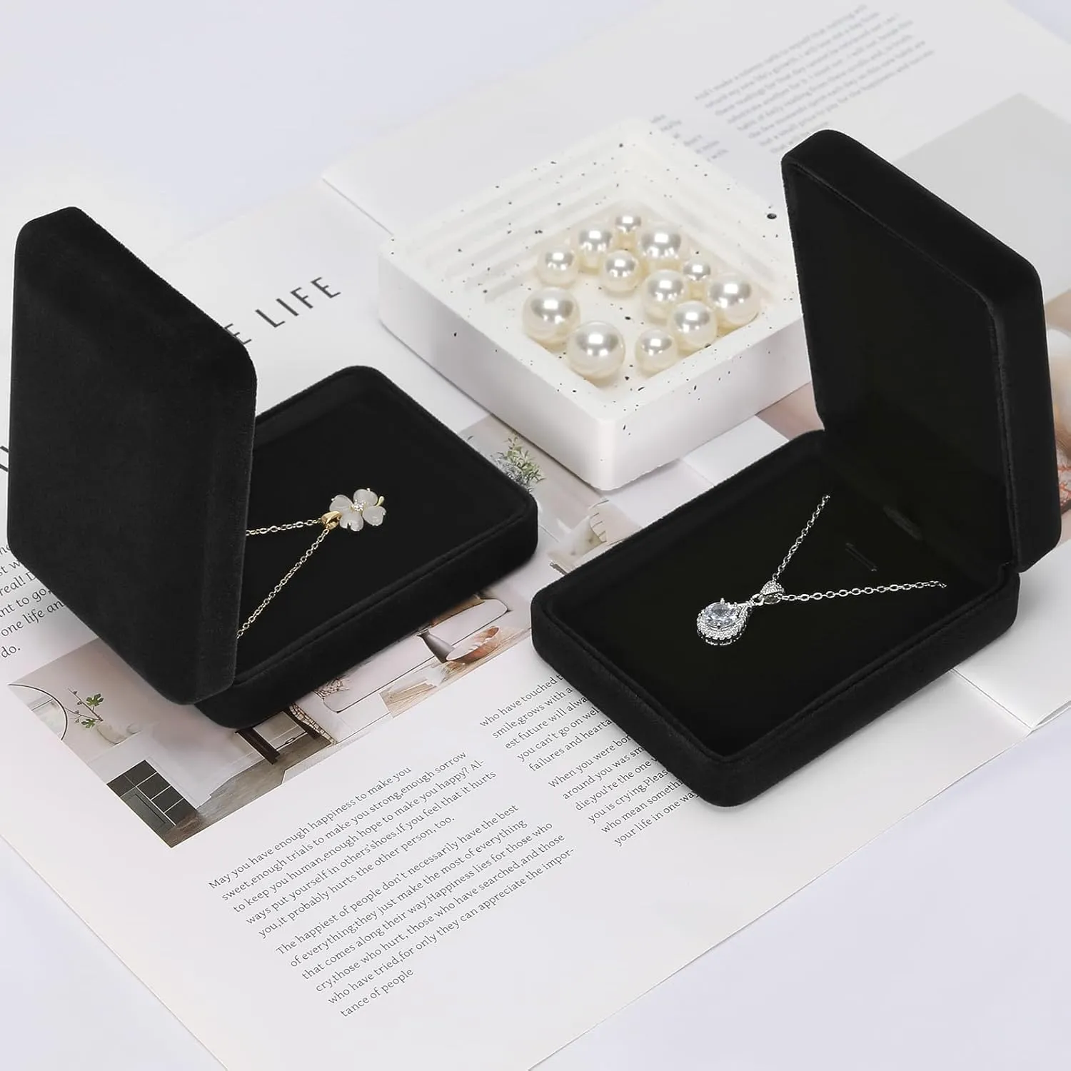 2 Pieces Metal Velvet Necklace Pendant Gift Box, Small Jewellry Storage Display Case for Women for Wedding Engagement Birthday Anniversary (Black)