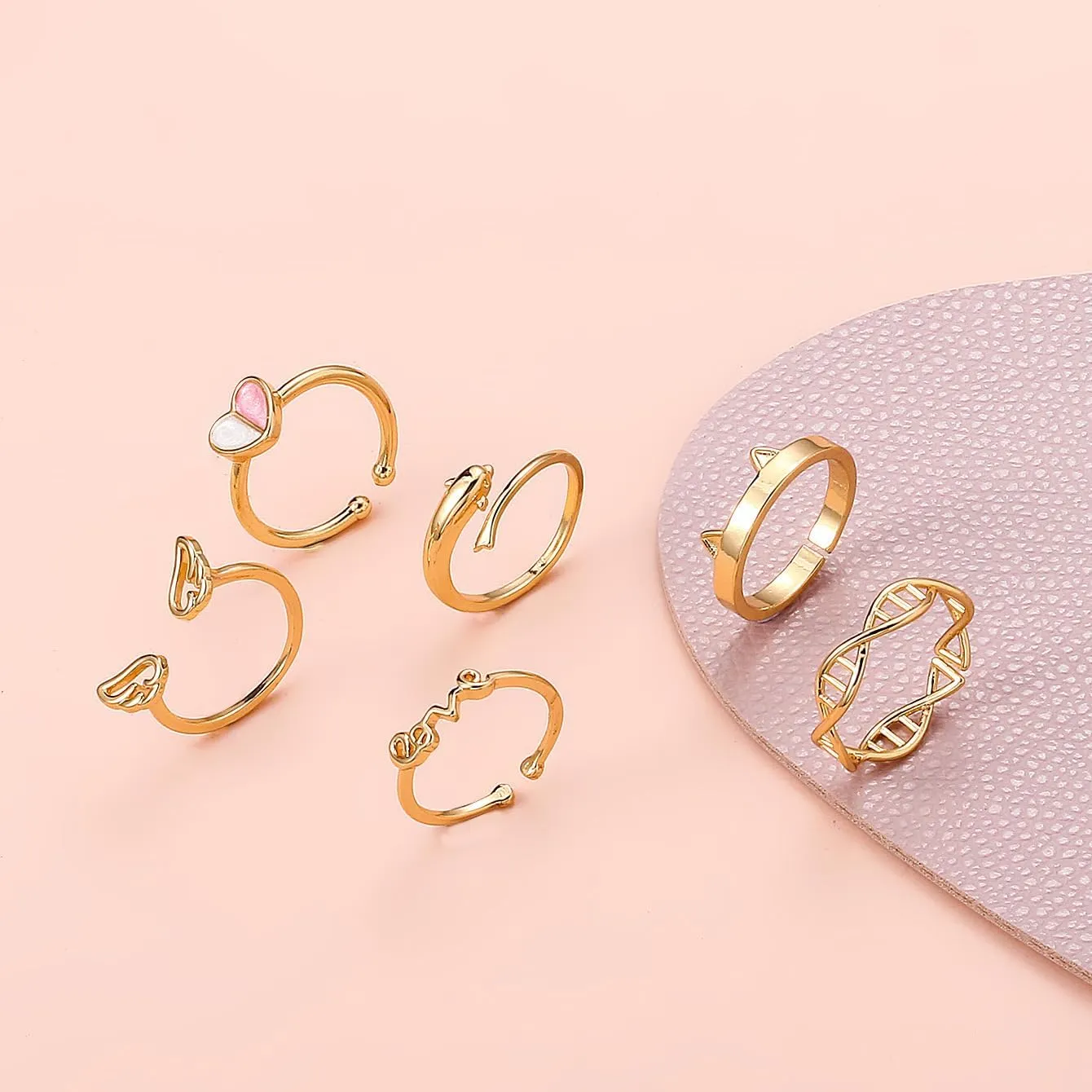 CSIYANJRY99 6Pcs Gold Toe Rings for Women 14k Gold Open Adjustable Toe Rings Set Heart Butterfly Arrow Tail Rings Summer Beach