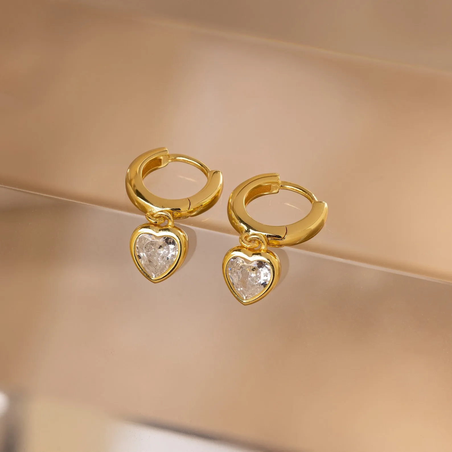 Elegant Diamond Heart Drop Huggie Earrings - Sparkling and Lightweight Jewelry for Everyday Glamour