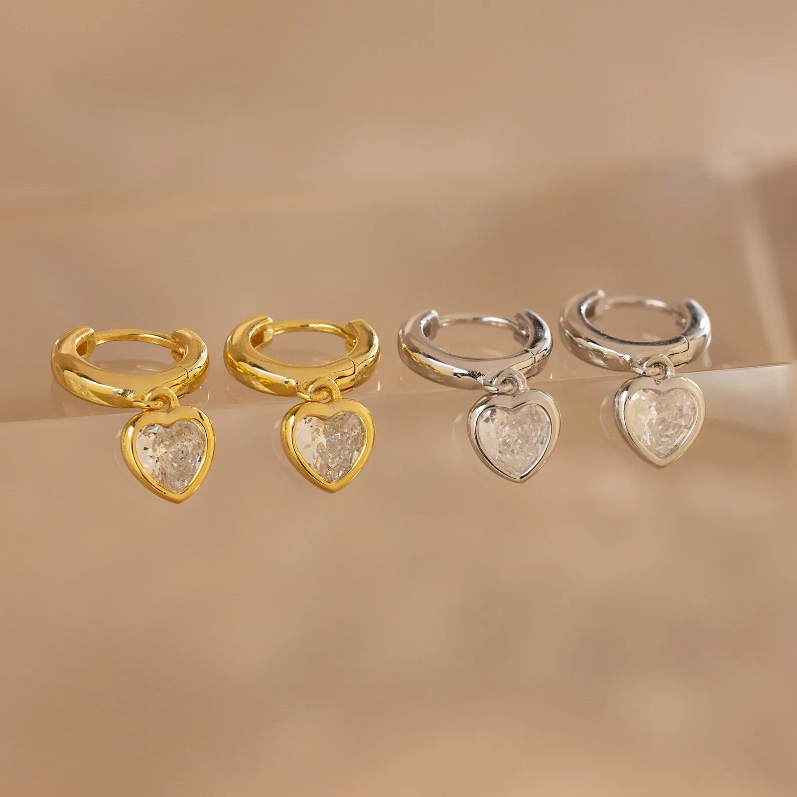 Elegant Diamond Heart Drop Huggie Earrings - Sparkling and Lightweight Jewelry for Everyday Glamour