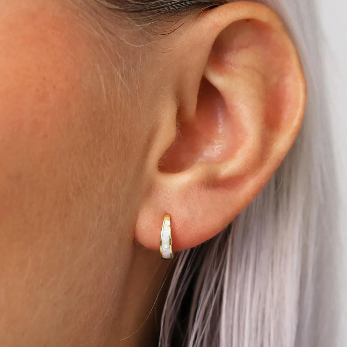 Opal Huggie Earrings Hoop Dainty Silver/Gold Earrings for Women 14k Gold Plated Earring Small Hoop Earring Gold Jewelry Opal Jewelry Women Mother's Day Birthday Gift for Mom Her